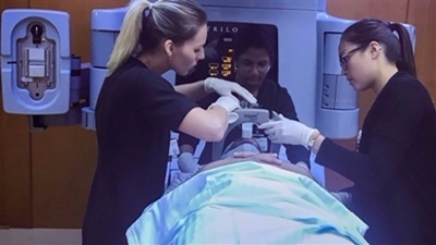 دبي تجري عملية لعلاج السرطان هي الأولى من نوعها في الخليج