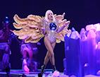 "Lady Gaga" تفتتح جولتها العالمية من دبي  
