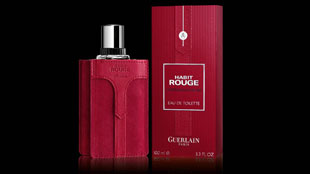 HABIT ROUGE تعيدنا الى عالم الفروسية
