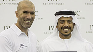 زين الدين زيدان يحتفل مع دار IWC SCHAFFHAUSEN بالبوتيك الجديد في مجمع غاليريا- أبو ظبي