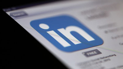 LinkedIn تكشف عن قائمة الصفات المهنية الأكثر تداولاً على حسابات الأعضاء لعام 2013 