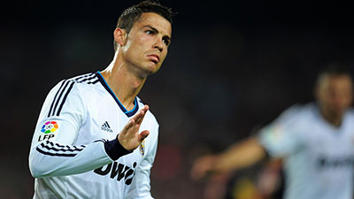 "ريال مدريد" قلق بسبب ركبة رونالدو