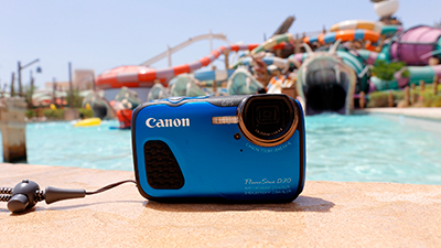 تعمّق أكثر في عالم التصوير مع كاميرا PowerShot D30 المقاومة للمياه 