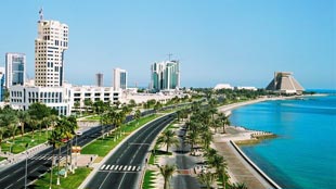 تهيئاً لمونديال 2022 قطر تبني 5 فنادق عائمة