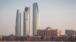 الإمارات تستقطب 8.8 مليار دولار أميركي من الاستثمارات خلال العام 2013
