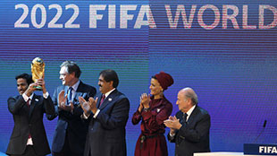 مونديال قطر 2022 في خطر 