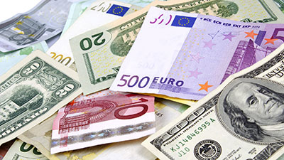 التوقعات الراهنة في أسواق العملات حتى نهاية 2015