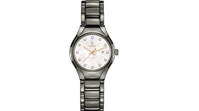 ساعة Rado True للرجال والسيدات في عيد الحب