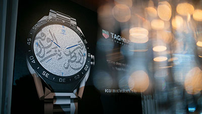 TAG Heuer تطلق رسمياً أولى ساعة ذكية بواجهة عربية