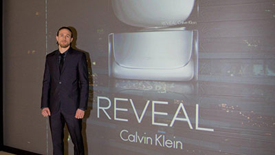عطر شرقي بنفحات ملحية مفعمة بالانتعاش من Calvin Klein