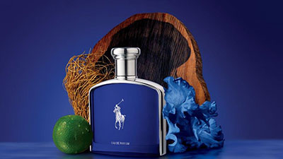دار رالف لورين للعطور تقدّم موجة جديدة من القوّة مع عطر EAU DE PARFUM POLO BLUE