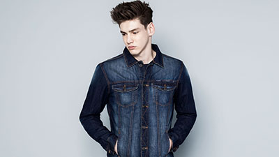 لمسة من الحياة اليومية المعاصرة عنوان تشكيلة  PULL&BEAR لهذا الموسم
