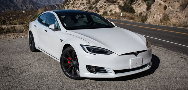 سيارة Tesla S P100D  في طريقها إلى الأسواق!