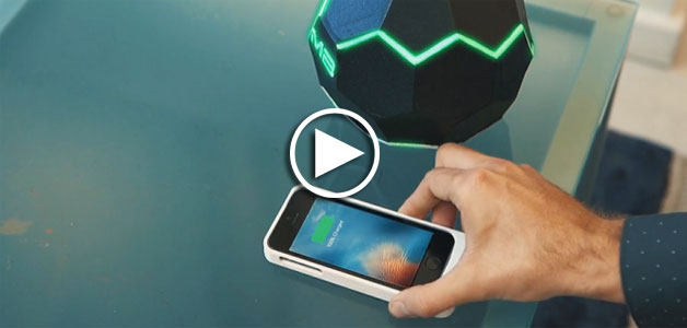 Motherbox: شاحن لاسلكي حقيقي