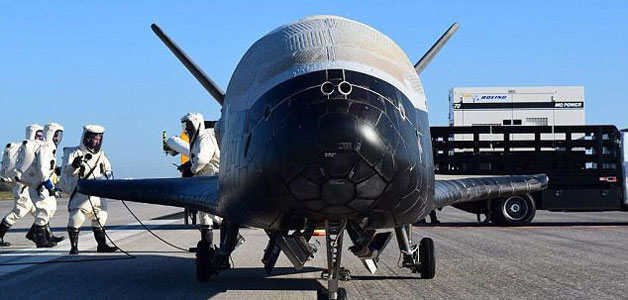 طائرة X -37B تخترق حاجز الصوت بعد رحلة لمدة عامين في الفضاء