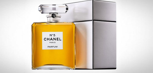 عطر Chanel No.5 Parfum Grand Extrait... زجاجة كبيرة برائحة مميزة