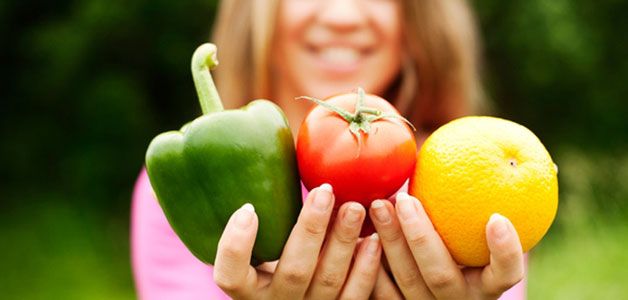 ما الفرق بين آكلي الخضروات vegetarian وبين النباتيين vegan