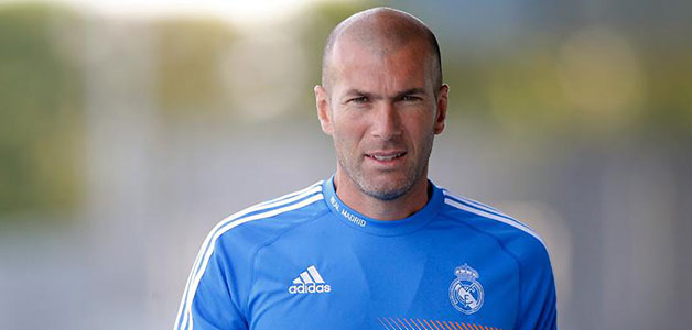 هل حان وقت زيدان ليتولى قيادة ريال مدريد؟