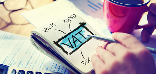 الإمارات بصدد إقرار ضريبة قيمة مضافة نسبتها 5 % بدء أول 2018