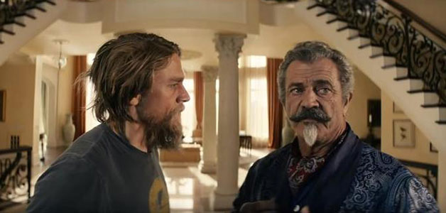 إطلالة النجم ميل جيبسون في Last Looks تعكس شخصيته غريبة الاطوار