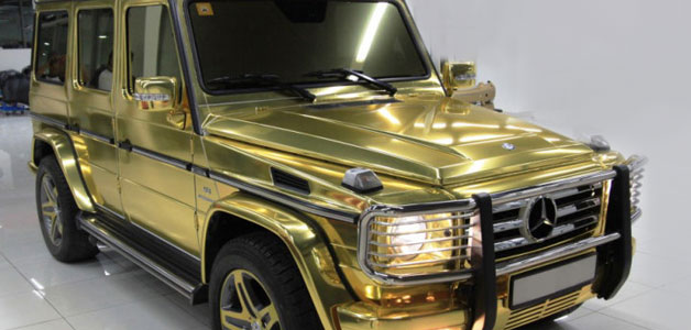 الكشف عن مرسيدس بنز G-Class الذهبية في دبي