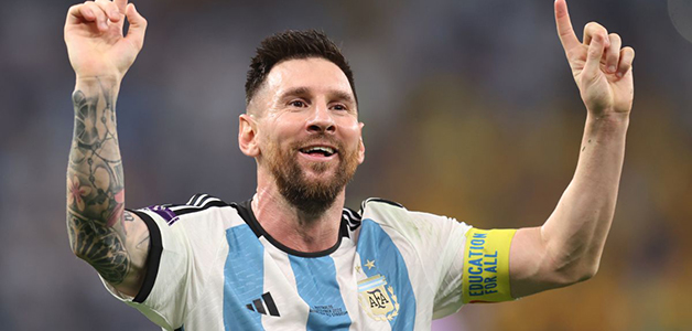 بعد الفوز بكأس العالم 2022 صورة ميسي تطبع على عملة الأرجنتين الرسمية