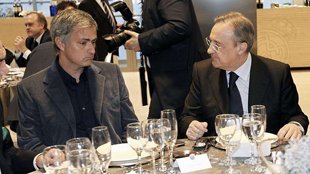 رئيس ريال مدريد ينفي توجيه انذار لمورينيو او اي مشاكل بالنادي