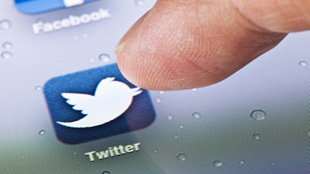لماذا منعت فرنسا استخدام كلمة "Hashtag"؟