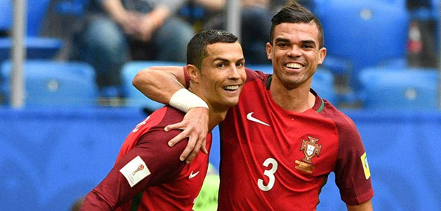 بيبي يودع الملاعب بعد 23 عاما من الإنجازات