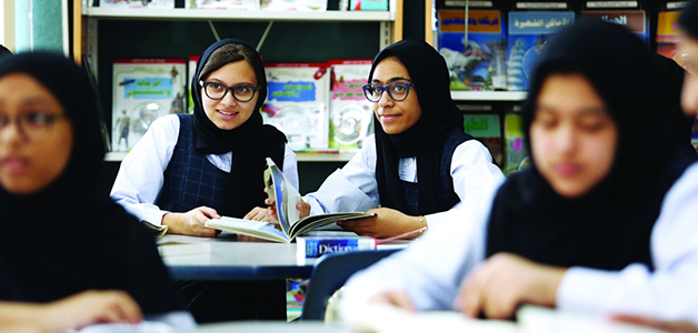 الطلبة المطعمين وغير المطعمين في الإمارات ملزمين بإجراء فحص  "PCR"كلّ أسبوعين