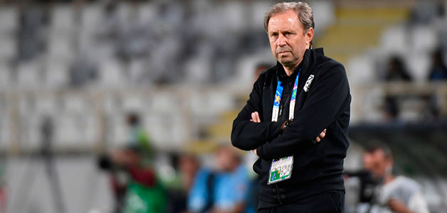 بعد الخسارة أمام الهند بكأس آسيا 2019.. إقالة مدرب منتخب تايلاند