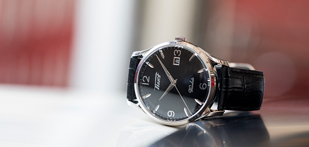 ساعة  Tissot Heritage Visodate Quart... تراث من الأناقة