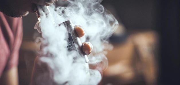 100 بالمئة ضريبة سعودية على أجهزة التدخين و50 بالمئة على المشروبات المحلاة