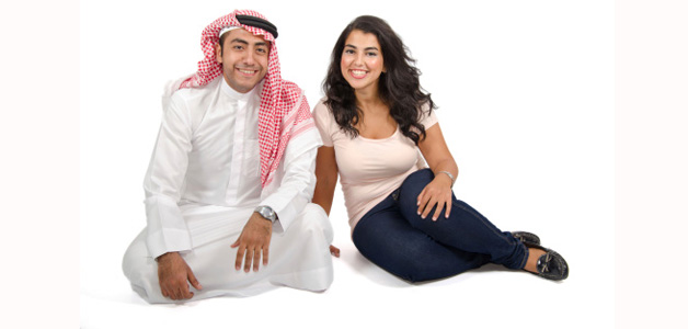 ثمانية طرق لتحظى باهتمام المرأة الدائم